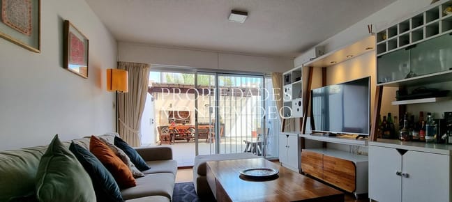 Apartamento en venta 2 dormitorios con patio de uso exclusivo y garage - MALVIN
