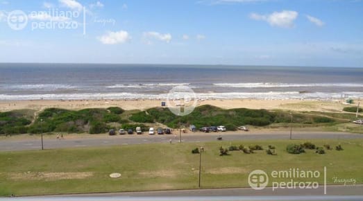 Venta apartamento 3 dormitorios Brava