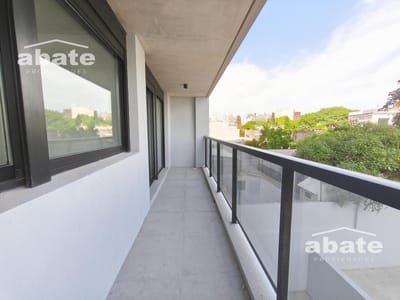 Venta de Apartamento de dos Dormitorios y dos Baños en Pocitos.