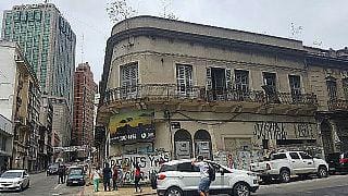 Ciudadela esq. 25 de Mayo