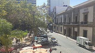 Peatonal Sarandi, frente a Plaza Matriz