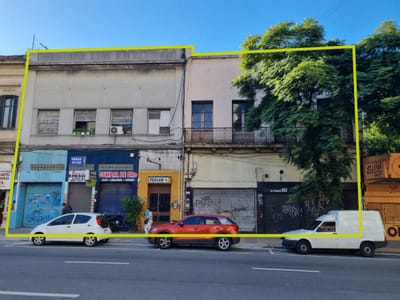 Terreno -Terreno, Av Uruguay y Julio Herrera , 662 m2 , 21 mts de frente , altura 27 mts, fos 100 % , padrones 5294 y 5295 !!