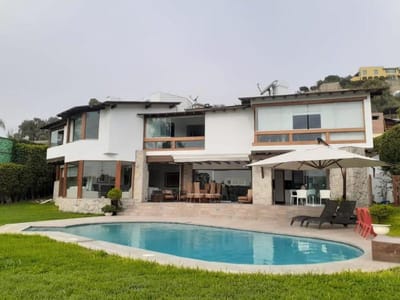 EXCELENTE CASA EN CASUARINAS (609-584-1)