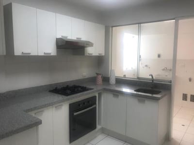 DEPARTAMENTO EN EL CORAZÓN DE MIRAFLORES - DPT 1201 (609-534-6 )