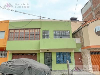 VENTA CASA COMO TERRENO EN CHORRILLOS (609-1080-1)