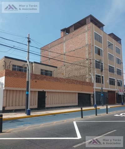 VENTA CASA COMO TERRENO EN CALLAO (609-1124-1)