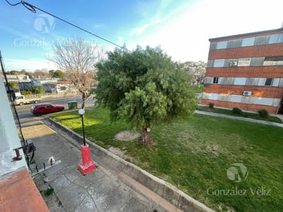 Local en  Carmelo con Casa
