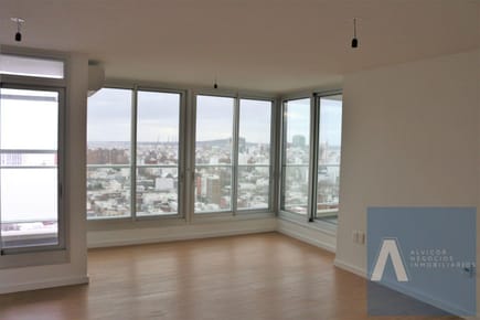 Apartamento 2 Dormitorios en venta con RENTA, incluye Garaje, Barrio Sur AAP7797926