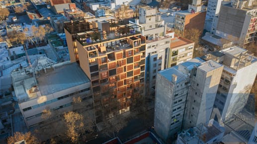 Apartamento de 2 Dormitorios En Venta, Centro ABU38505 AP5707873