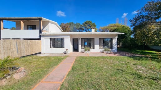 venta casa Casa en Solymar tres dormitorios, dos baños