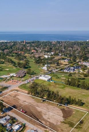 Terreno en venta - única manzana en venta frente al Golf.
