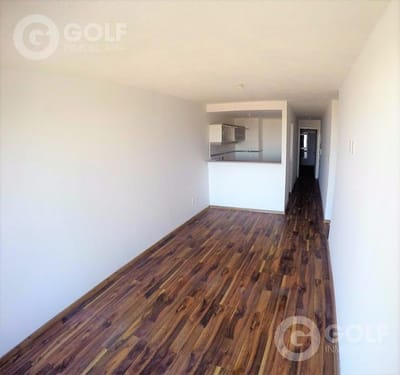 Venta apartamento 1 dormitorio con patio y renta en Parque Batlle