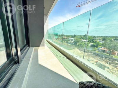 Venta de apartamento 1 Dormitorio y cochera en Parque Miramar