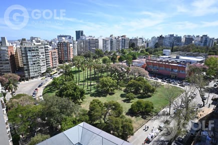 Venta de apartamento 3 dormitorios en Villa Biarritz