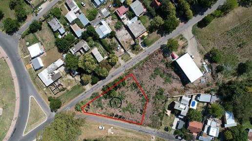 Interesante terreno en venta en esquina frente a la Plaza de Toros