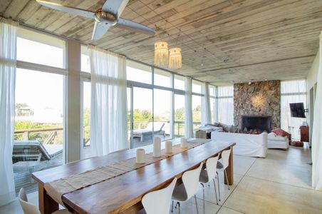 CASA EN ALQUILER  EN CLUB DE MAR - TM5729