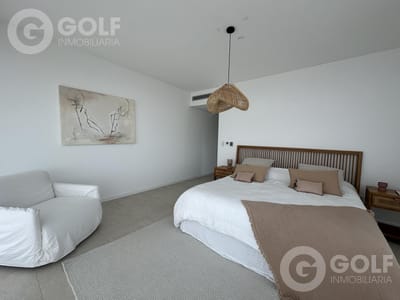 Venta de apartamento de 3 dormitorios en Manantiales