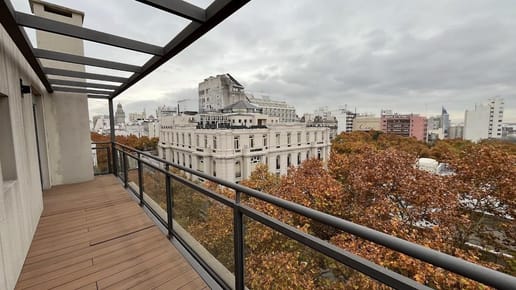 Venta de apartamento de 2 dormitorios en el centro con terraza