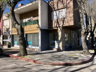 Venta de Locales comerciales céntricos en Colonia del Sacramento