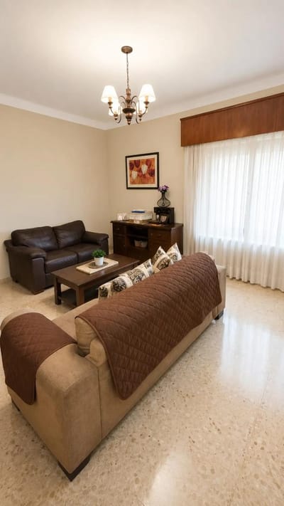 Venta de Casa En Colón, 3 Dormitorios, 3 Baños, Muy Luminoso Con Piscina