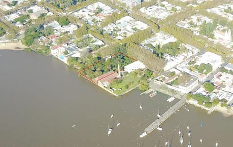 Rivadavia (Barrio Histórico) 220