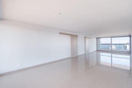 Piso Alto 3 Suites con Vista Brava y Mansa   Jacuzzi y Parrillero