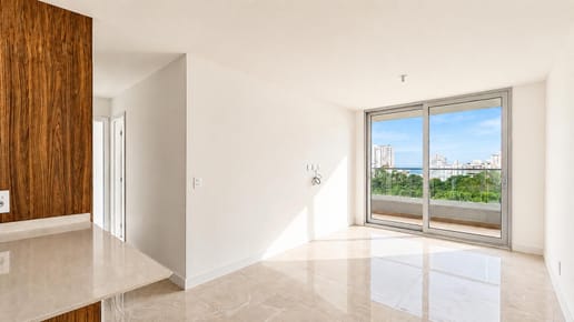 Venta Apartamento en Playa Brava 2 Dormitorios Edificio View Punta del Este