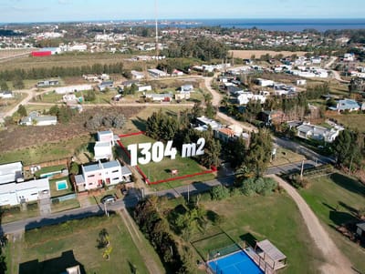 Amplio y hermoso terreno en Altos de San Carlos