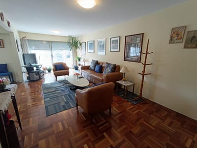 Apartamento -Avenida Brasil y Brito del Pino, 3 dormitorios, muy luminoso y con gran locomoción !!