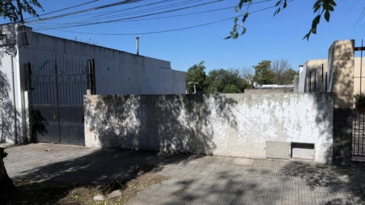 Terreno céntrico en Calle Rio Negro(Colonia)