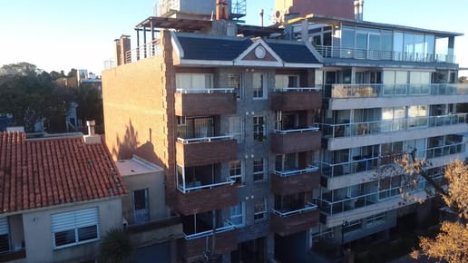 Alquiler de Penthouse en Buceo con balcón