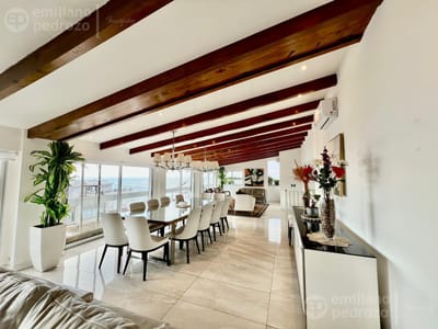 Extraordinario Penthouse en Península Punta del Este 