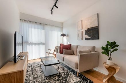 Venta apartamento dos dormitorios con tres terrazas en Malvin