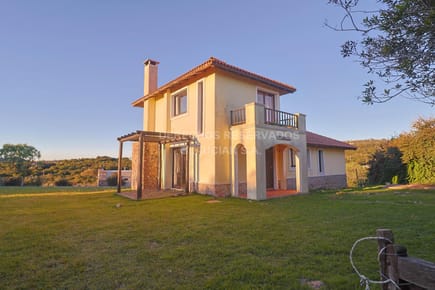 VENTA Casa 2 Dormitorios Villa Serrana Marco de los Reyes