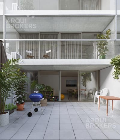 Venta apartamento dúplex tres dormitorios en Barrio Sur - 104