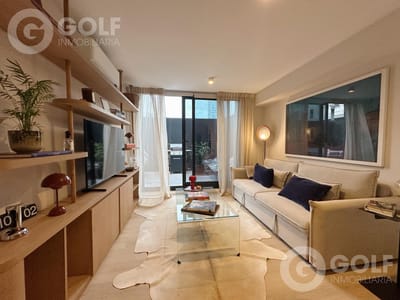 Venta Apartamento 1 dormitorio con muebles, cochera y renta en Punta Carretas