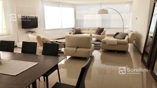 Departamento en Playa Brava