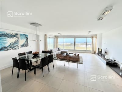 Departamento en Playa Brava