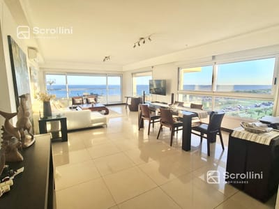 Departamento en Playa Brava