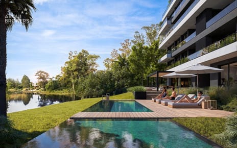 Apartamento de tres dormitorios en venta en Parque Miramar - 301