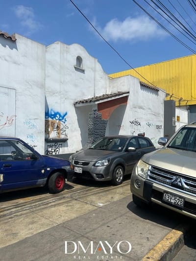 Casa 590m2 en  venta para inversión  Local Comercial cerca al ovalo BALTA  - Barranco