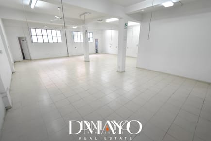 Venta de Exclusivo Local Comercial  en 2do piso de 210 m2 cerca a supermercados de Breña