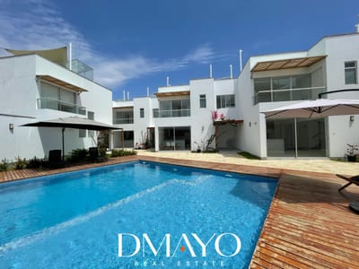 Casa en VENTA CON TITULO DE PROPIEDAD de 221m2 frente al mar en Zorritos