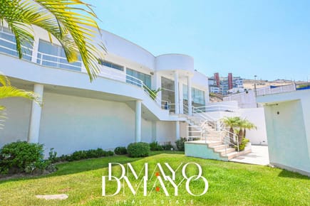 Venta Casa en Casuarinas Sur532m² Jardín-Jacuzzi-Terraza