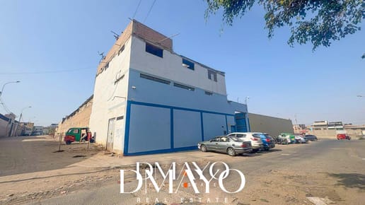 Se vende Local Industrial 2,700 m2 en Villa el Salvador