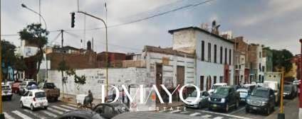 Terreno en venta 405 m2 en esquina con zonificación CV compatible residencial e institucional