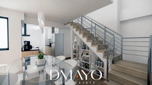 Hermoso DÚPLEX en VENTA de 3 dormitorios ubicado en Surco limite con Miraflores. NO PAGA ALCABALA