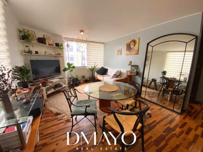 Venta de Departamento de 77m2  a pasos del Malecon y parque media luna.