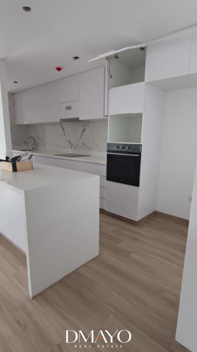 Venta Departamento de 2 dorm. - Vista Directa a la Bahía de Barranco