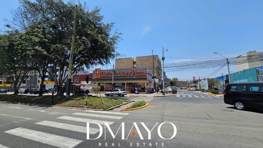 ALQUILER LOCALES COMERCIALES CON AREA TOTAL 222M2 Y 04 COCHERAS